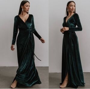 Elegant Green Velvet Wrap Dress